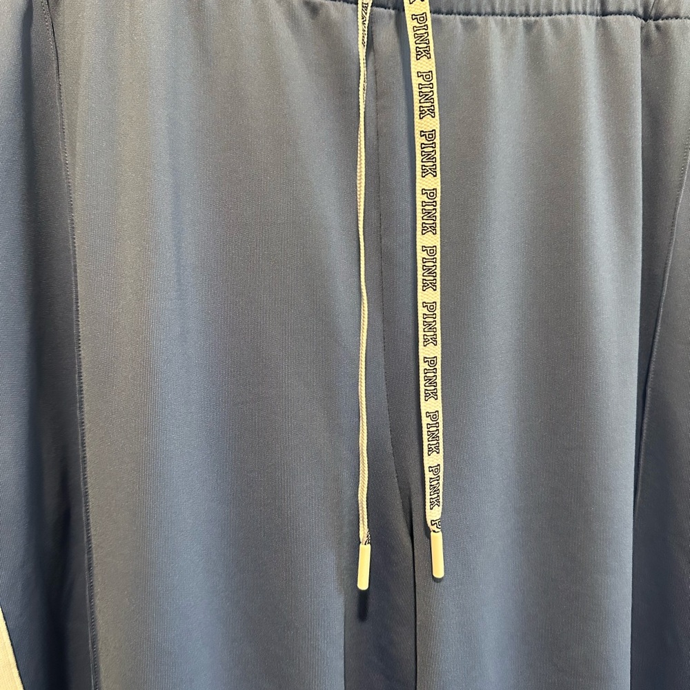 PINK Victoria's Secret Blue Activewear - Picture 8 of 8
